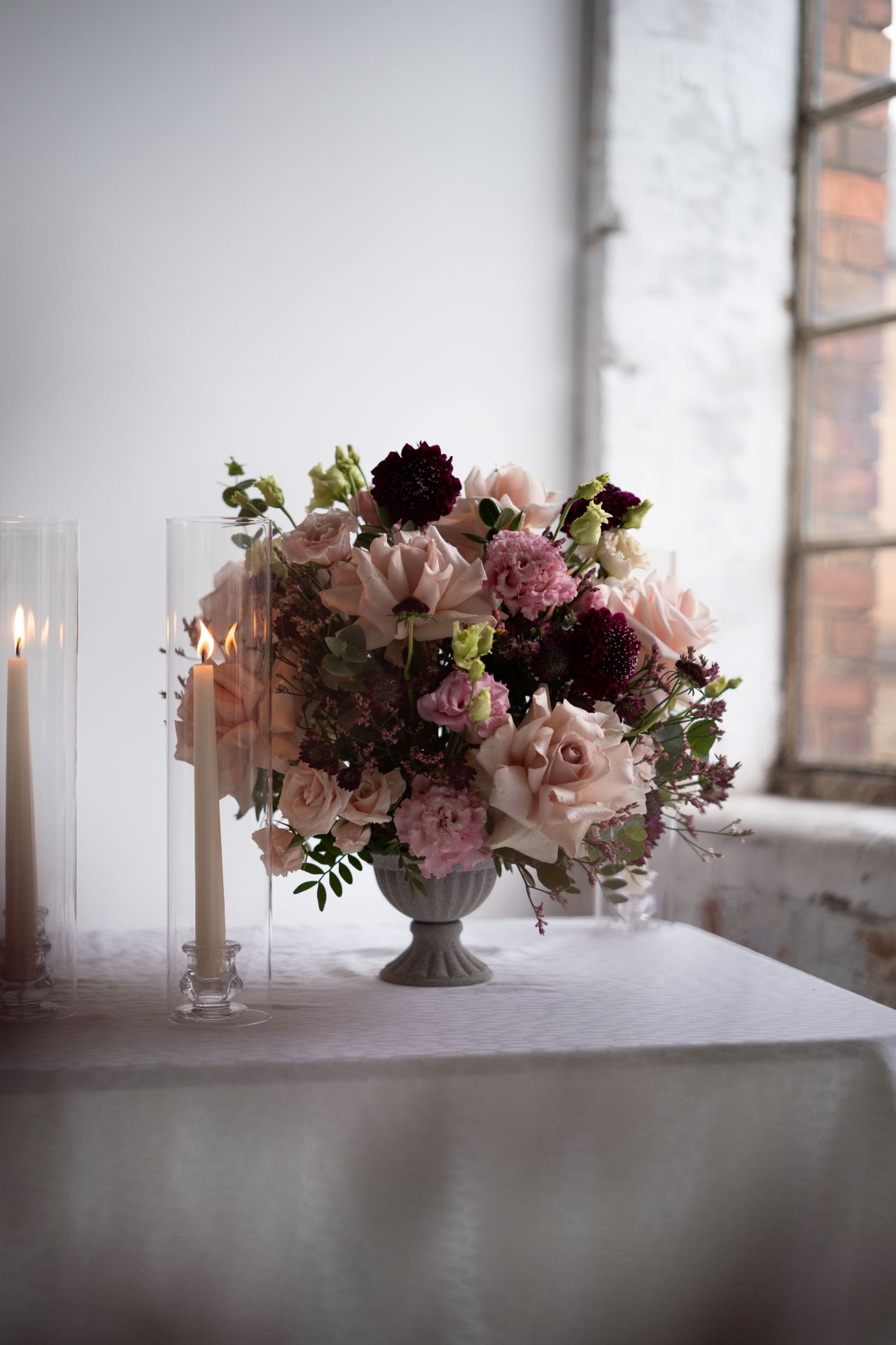 Luxury Wedding Flowers in Milton Keynes – Bespoke Floral Arrangements