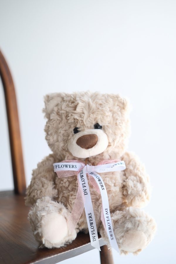 Teddy bear with DV Flowers ribbon